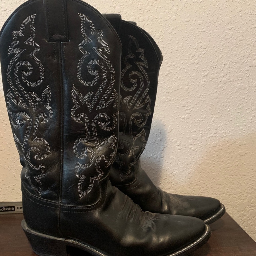 Justin black boots